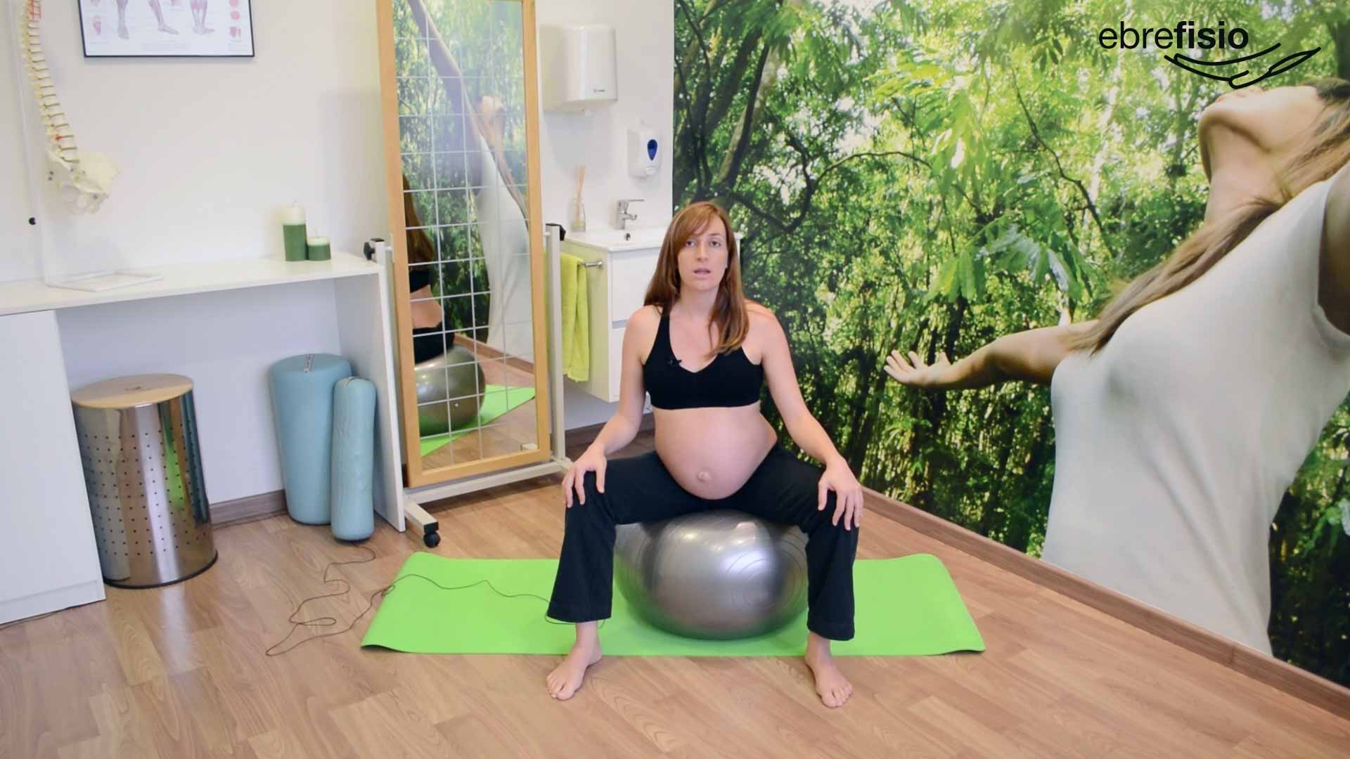 Pelota de pilates en el embarazo